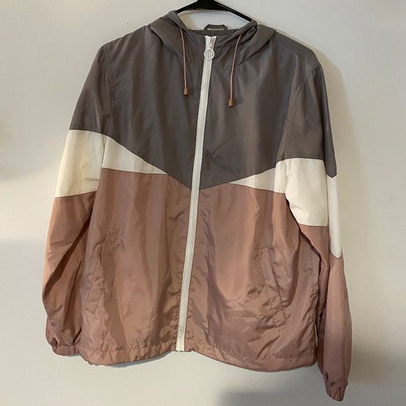 Runner's Jacket - Picture 1 of 2